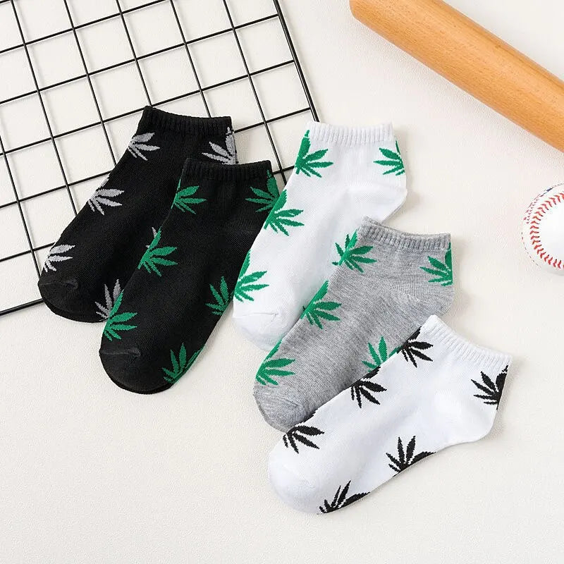 5 Pairs Maple Leaf Men's Socks