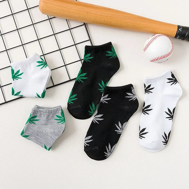 5 Pairs Maple Leaf Men's Socks